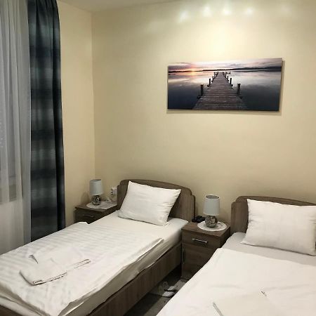 Classic Apartman Seghedin Exterior foto