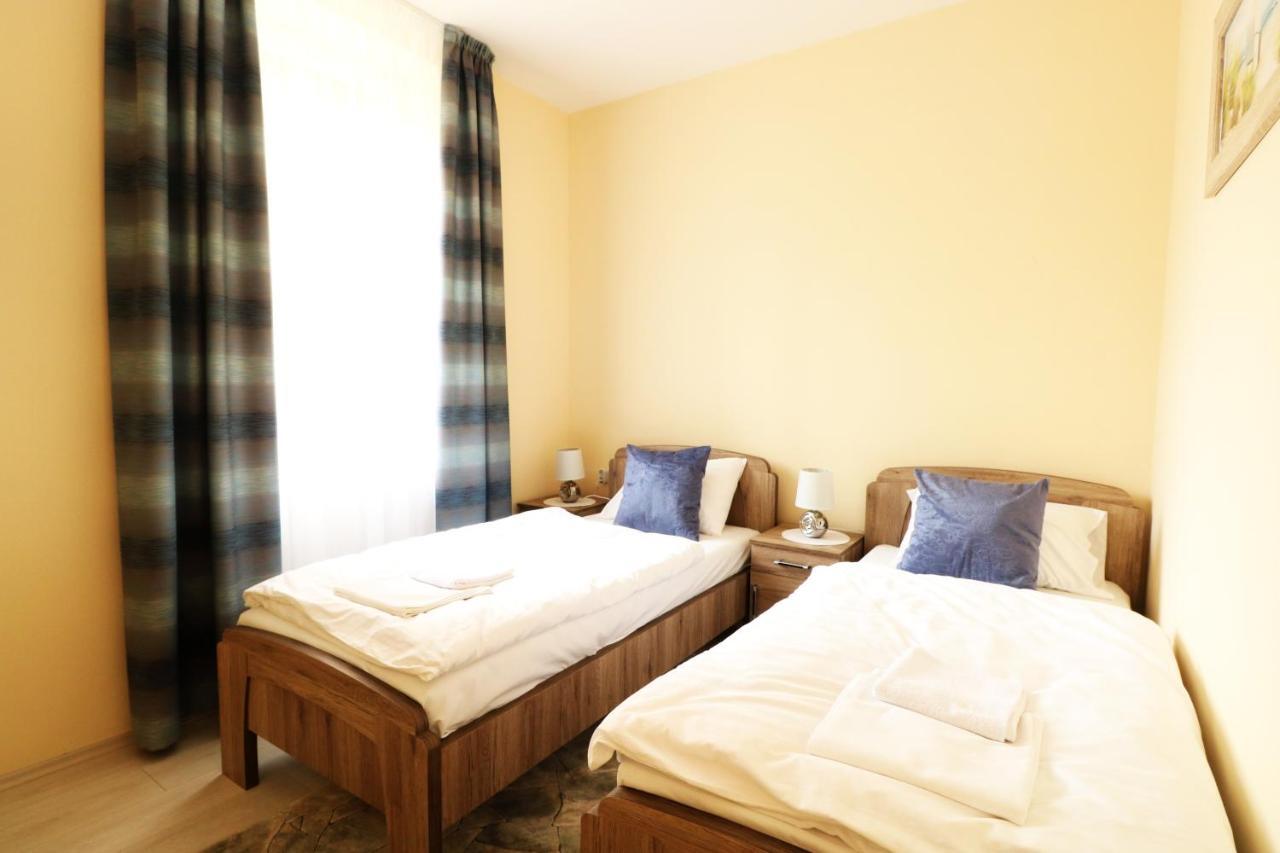 Classic Apartman Seghedin Exterior foto